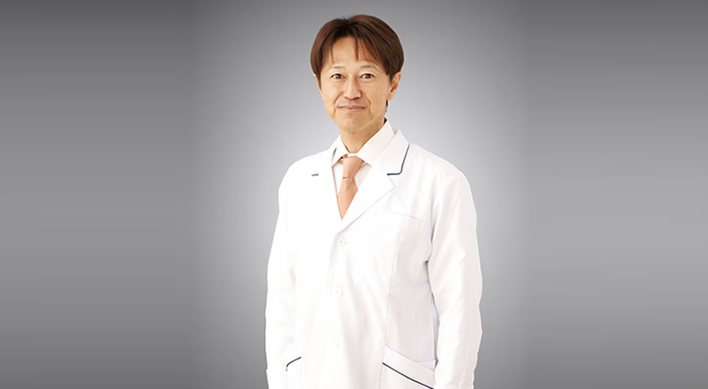 院長（口腔外科専門医）阿部正人